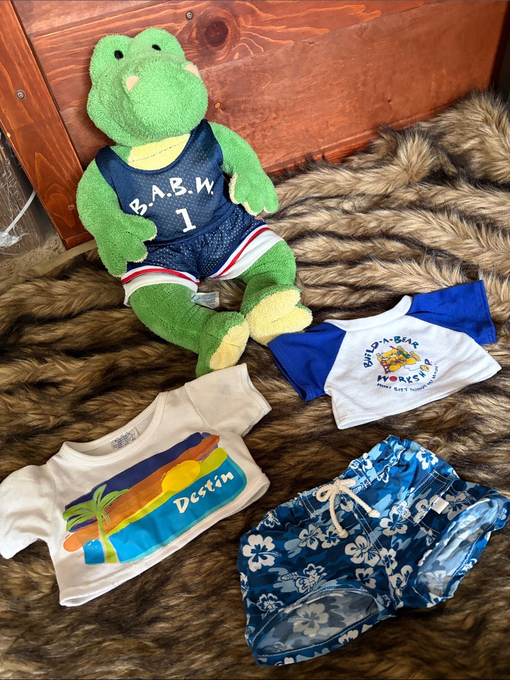 build a bear floppy gator florida With 3 outfits summer, basketball, birthday